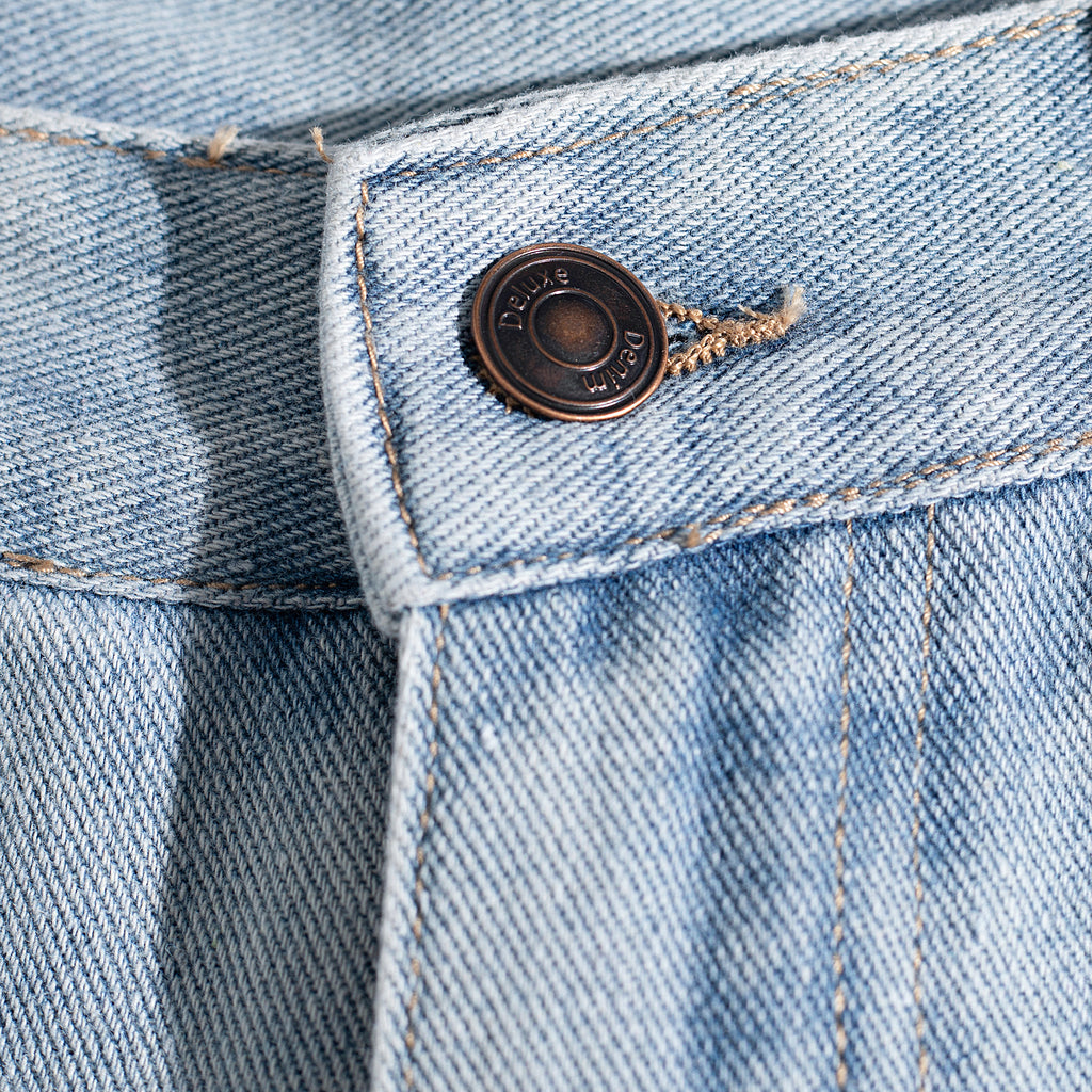 Light Wash Brush Mark Baggy Jeans