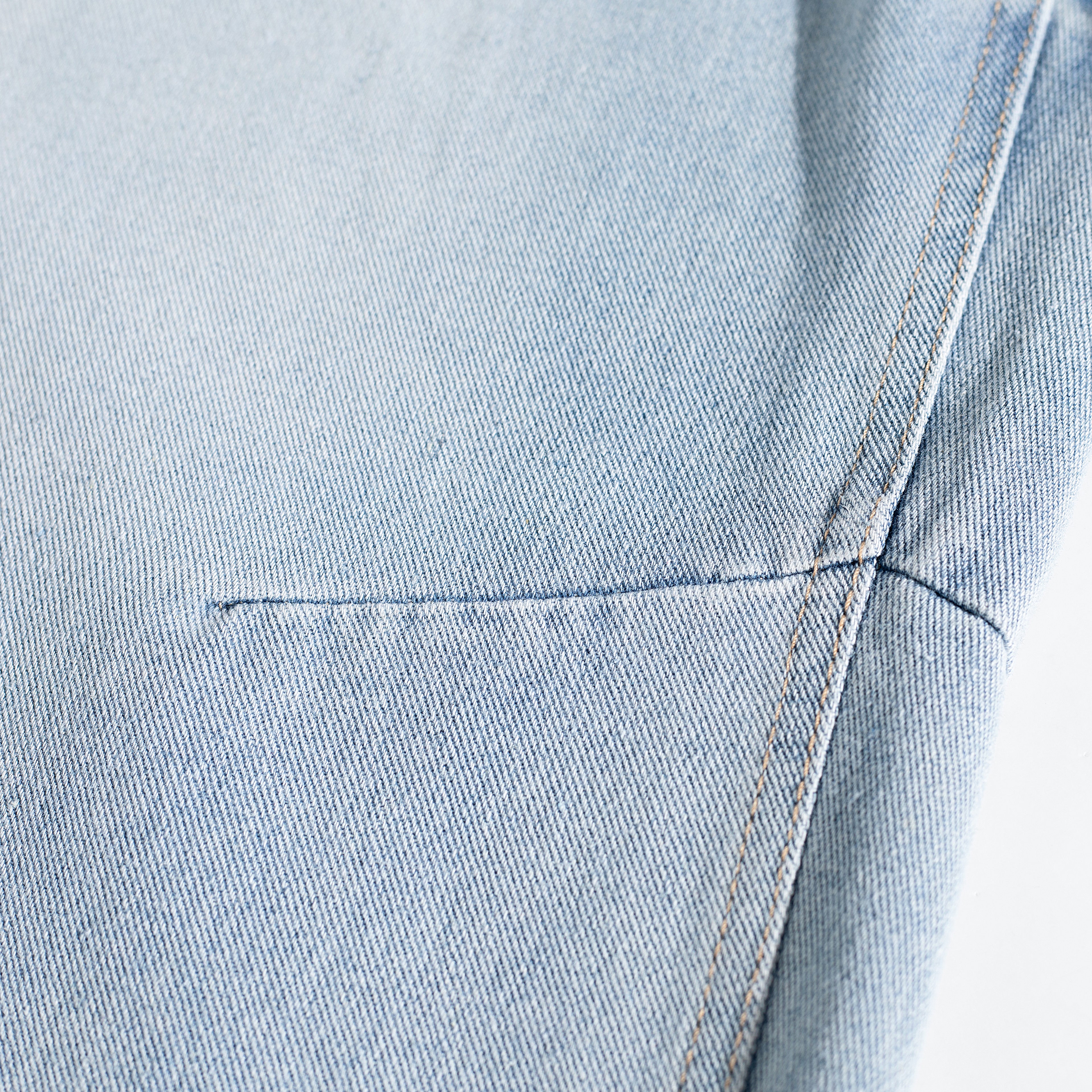 Light Wash Brush Mark Baggy Jeans