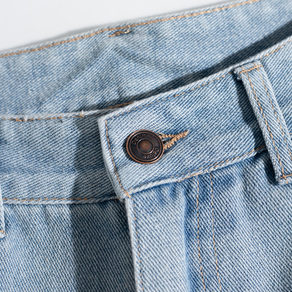 Dual-Side Brush Mark Curved Baggy Jeans